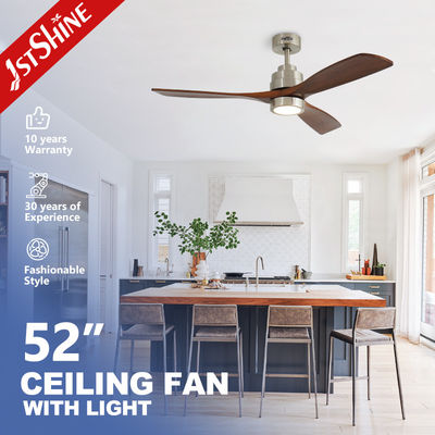 ซื้อ พัดลมเพดาน LED พร้อมตัวเครื่องโลหะและใบพัดไม้จริง แรงดันไฟฟ้าขาเข้า 110-240V/50Hz-60Hz การผลิตออนไลน์